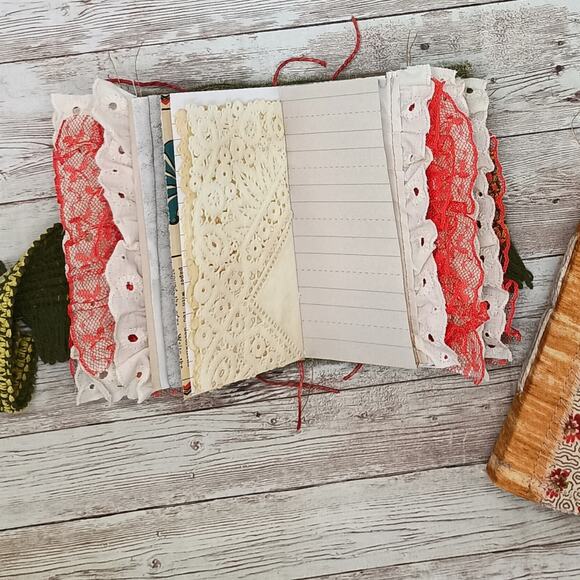 Small Red Floral Junk Journals, Handmade Recycled Journals, Chunky Junk Journals - Picture 13 of 16